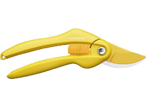 Fiskars nůžky X-Series dvoučepel. P26 ŠAFRÁN (1027494)